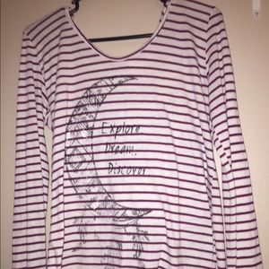 Graphic long sleeve shirt